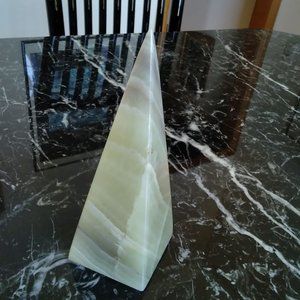 Onyx Pyramid - Mexico